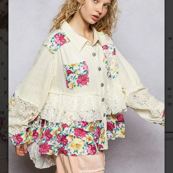 POL “ Molly “ POL A Line Top Jacket in Double Gauze and Lace Detail 56 - Picture 3 of 5